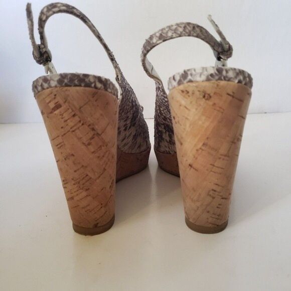Stuart Weitzman Wedges Snake Skin Print Size 9.5 M - Picture 8 of 11